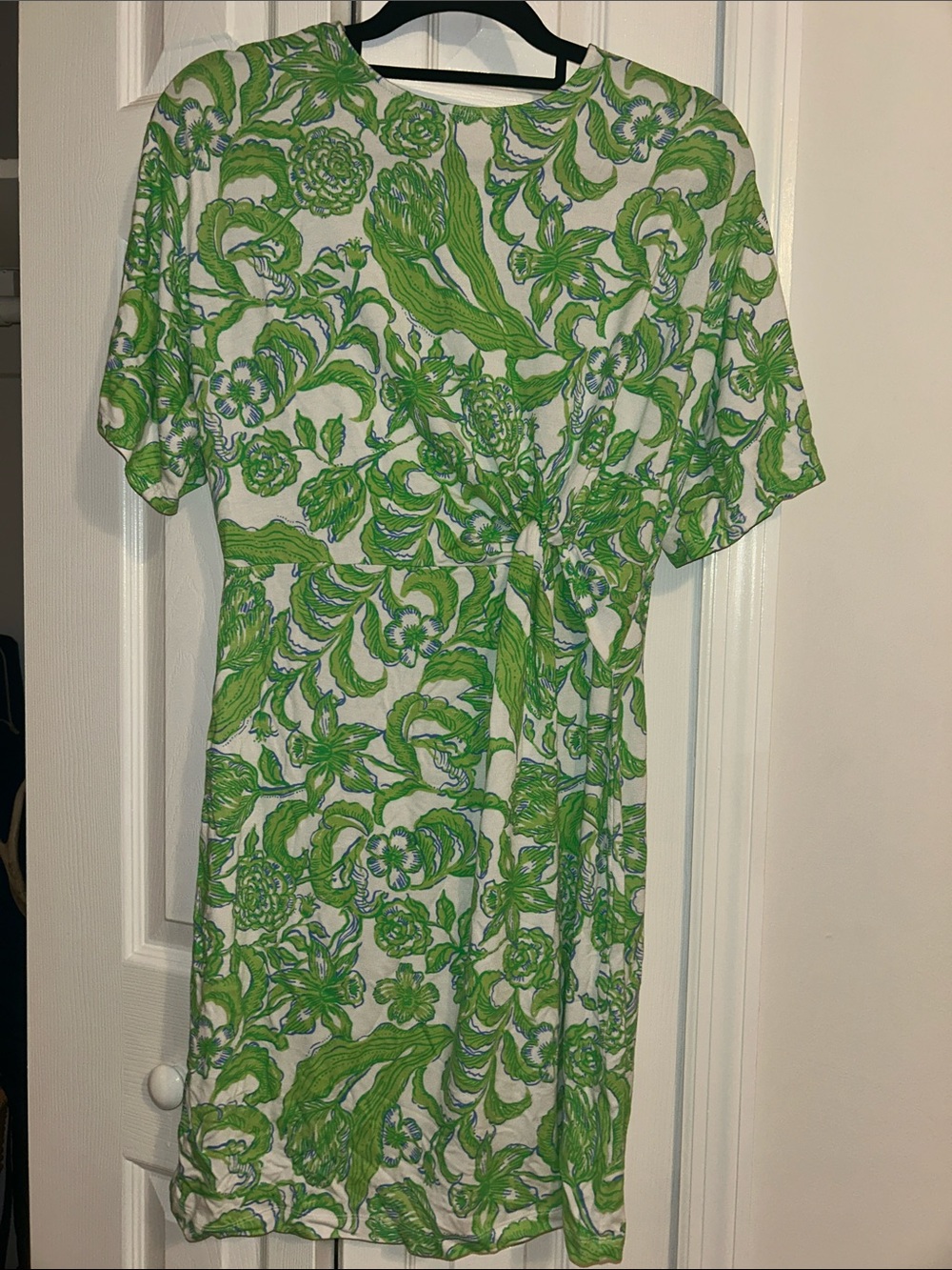Lilly Pulitzer White Dress with Vibrant Green Floral Print